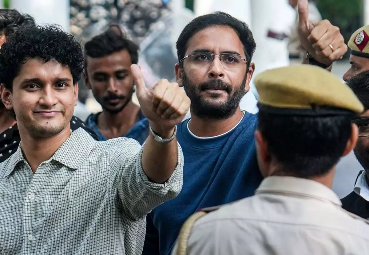 CJP Accuses Delhi Police of Detaining Members for Waving Tiranga