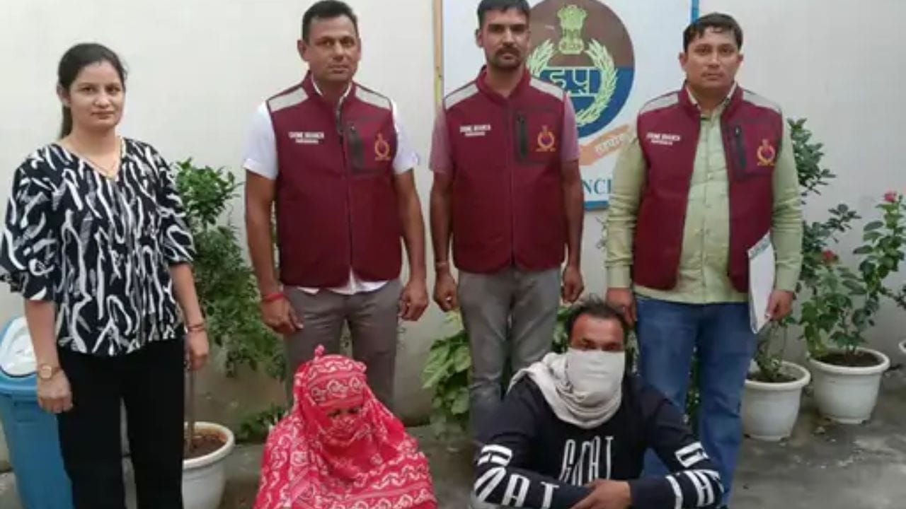 Wife Stabs Husband in Neck at Night in Faridabad, Both Arrested with Lover