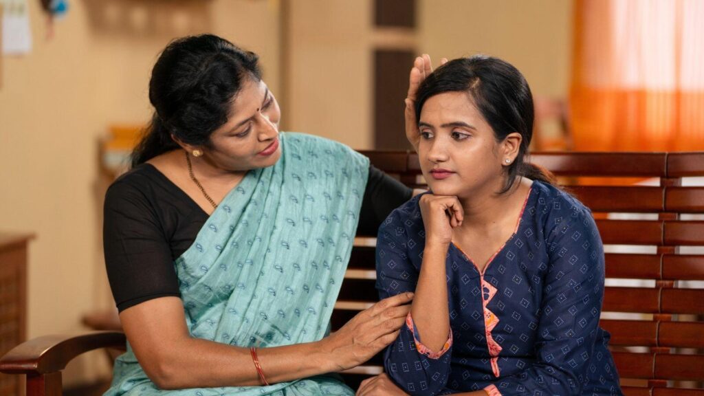 Daughters Unknowingly Learn These 2 Habits From Mothers, Including Hiding Pain With a Smile