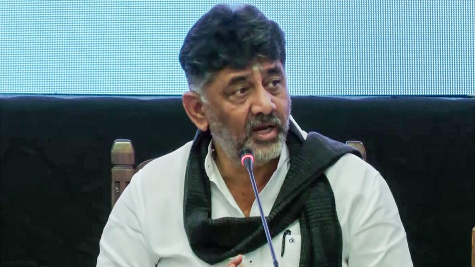 Sting Operation on Karnataka CM? Shivakumar Alleges Trap, Warns Cabinet