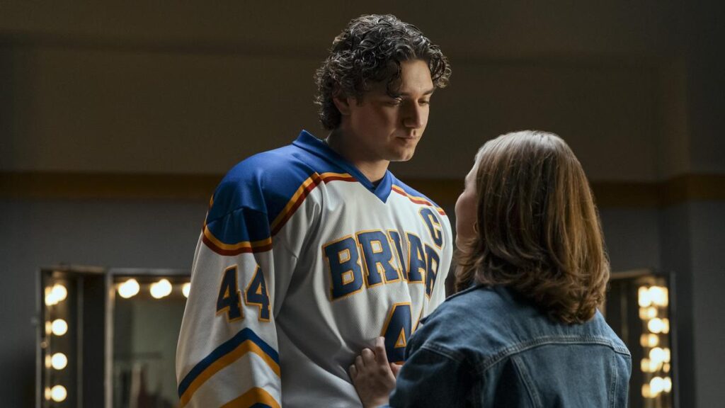‘Off Campus’ series review: A chaotic, charming, and addictive Hockey romance