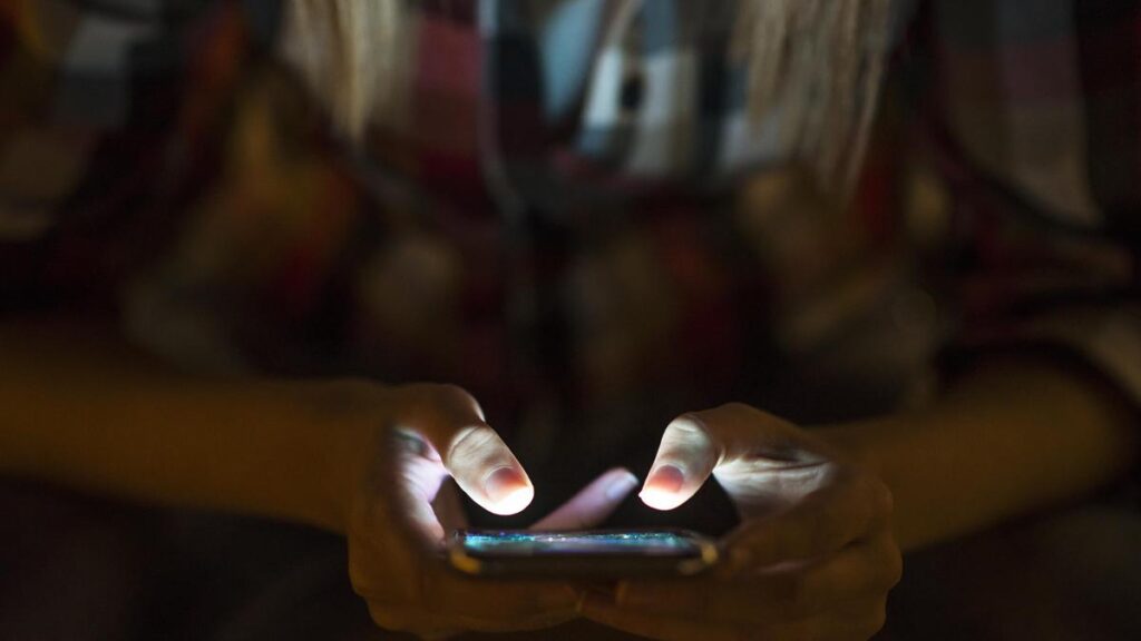 When digital spaces cause distress: social media, self-harm and the need for emotional safety nets