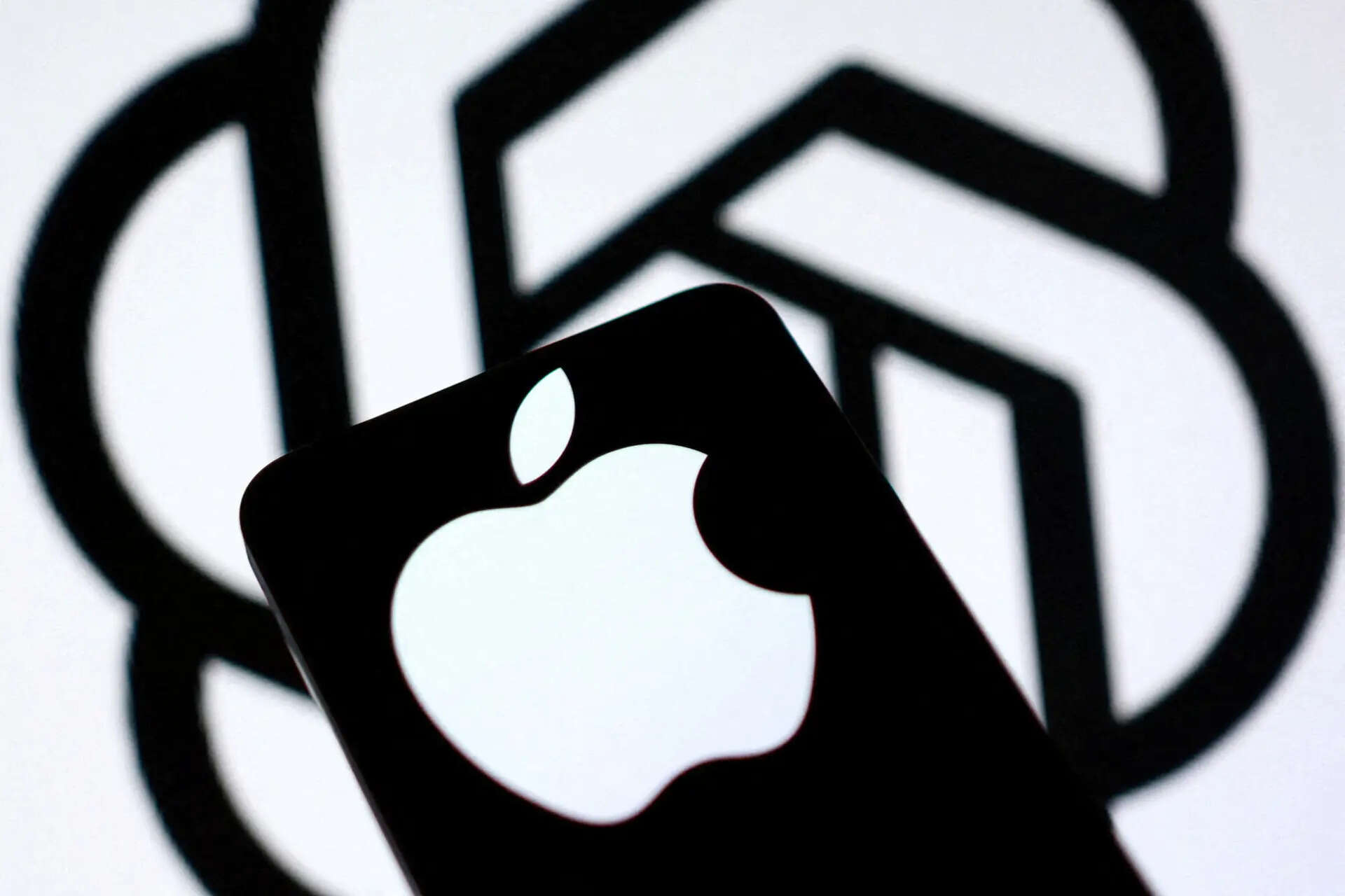 Apple and OpenAI escalate legal battle over devices