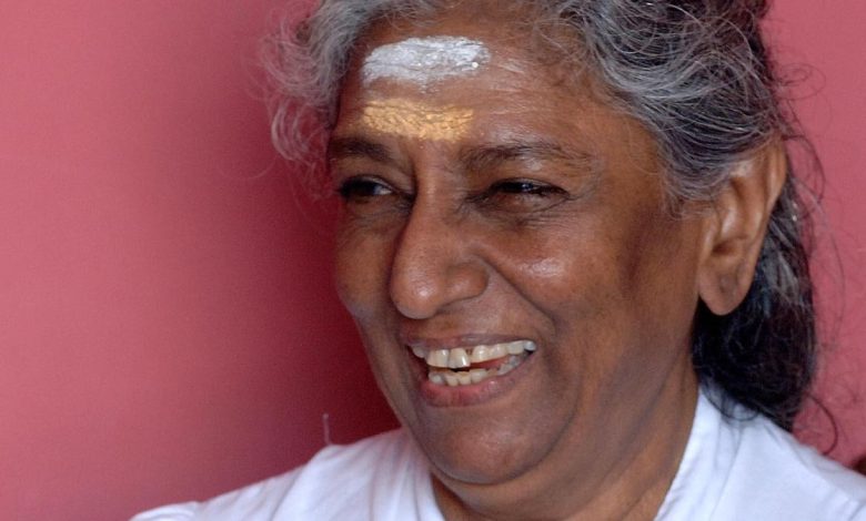 When Bollywood jived to S. Janaki’s infectious voice