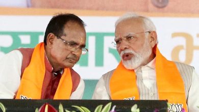 Chouhan pens book on his association with Modi
