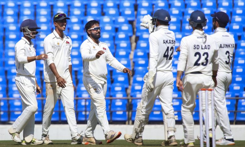 Mumbai introduces contract system for domestic players