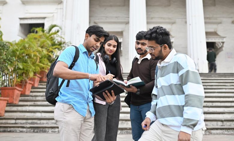 Information asymmetry in higher education