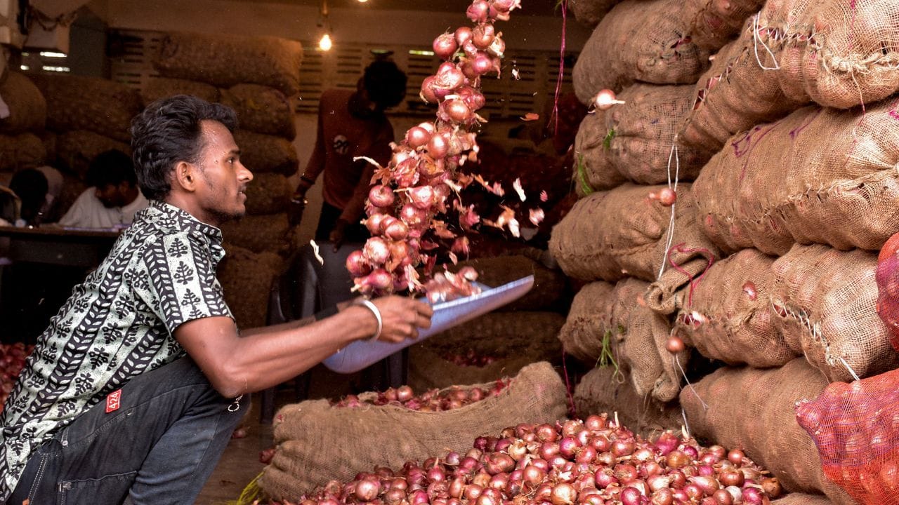 Explained: Onion Prices Soar 108% Despite Falling Potato and Tomato Costs