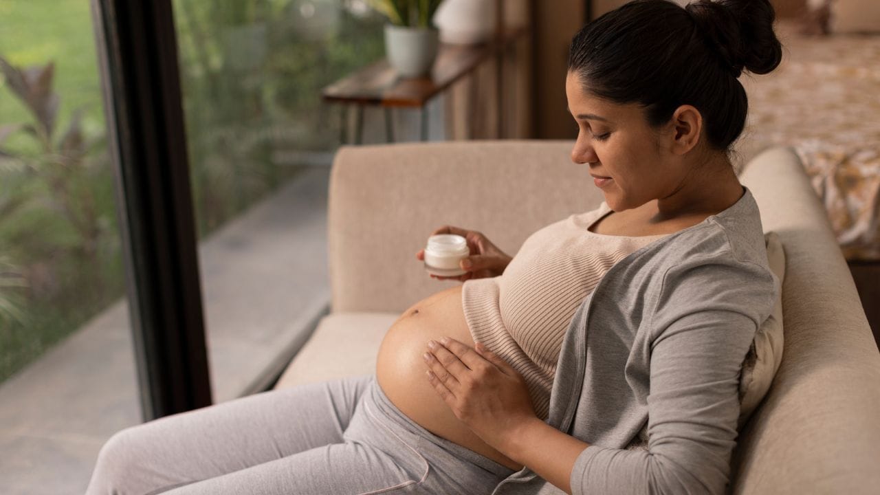 Is Vitamin E Oil Effective in Reducing Stretch Marks? Dermatologist Explains